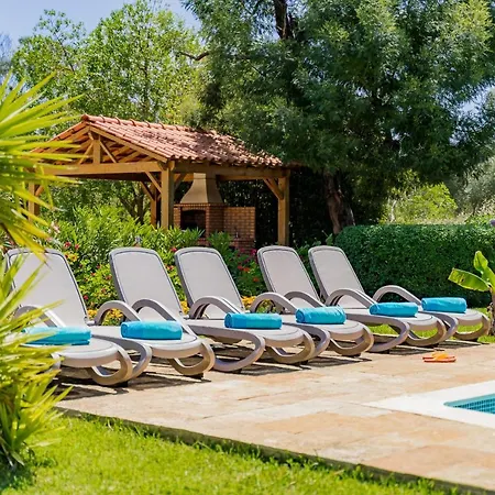 Villa Quinta Ode Ao Sol 01 By Destination Algarve